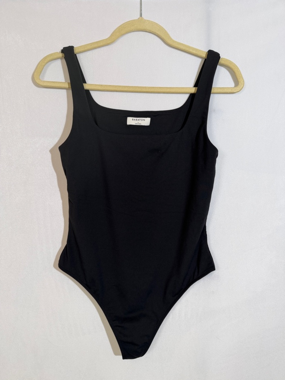 Aritzia Babaton Bodysuit Size L Black Tank Square Neck Thong